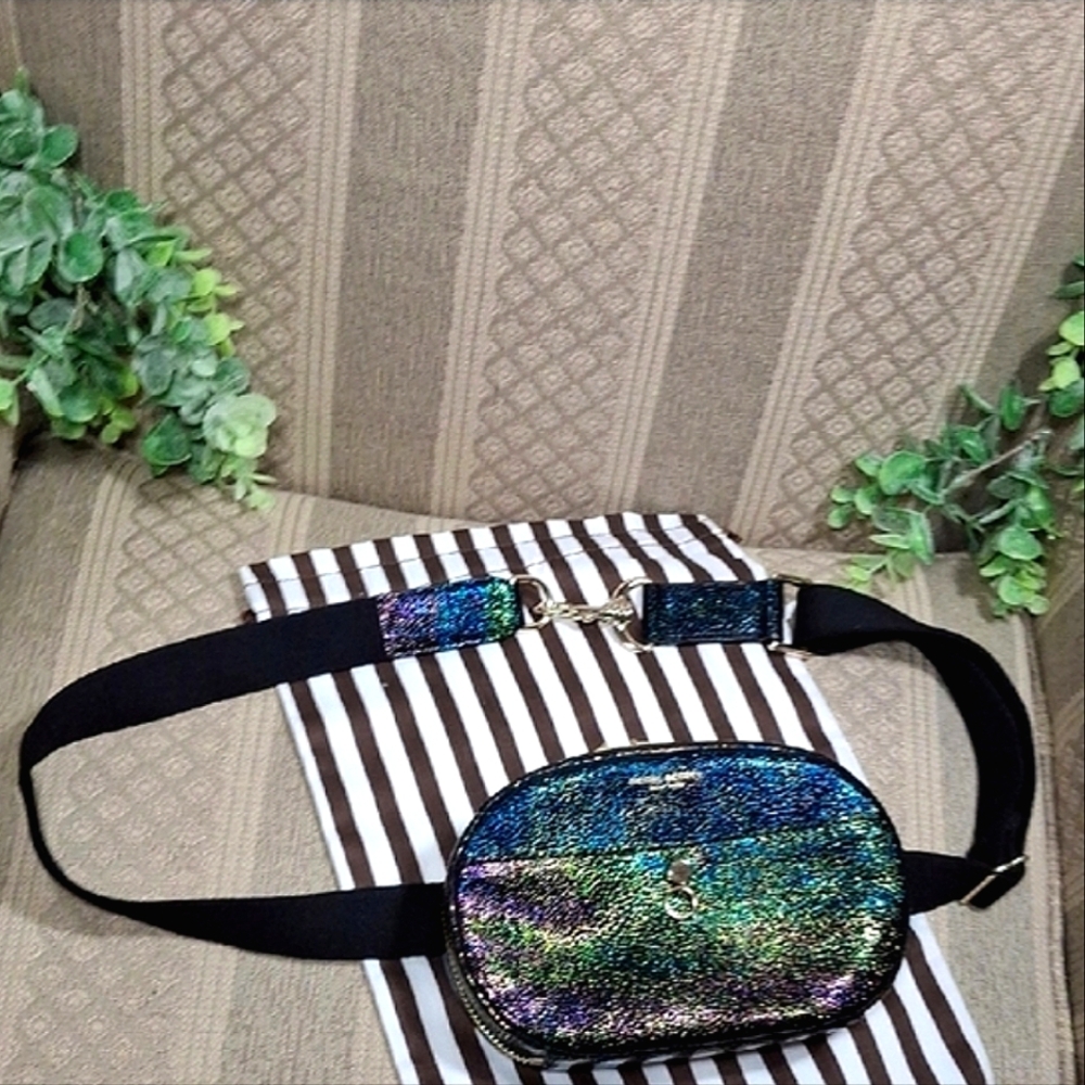 Rare Henri Bendel Influencer Petrol Iridescent Oil Slick Waist Bag